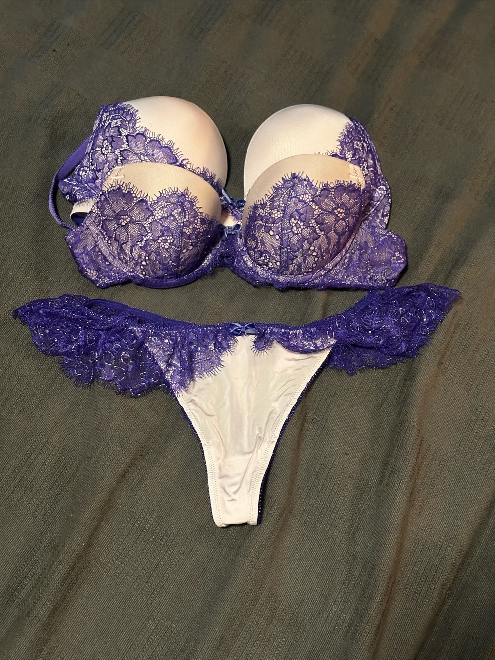 2012 Victorias Secret Dream Angels Keyhole Set